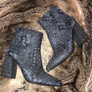 Gianni Bini stud pattern booties